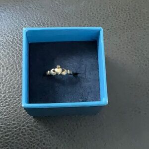 Elegant  gold Heart Ring